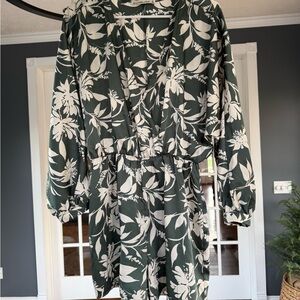Abercrombie Green Floral Romper size Small